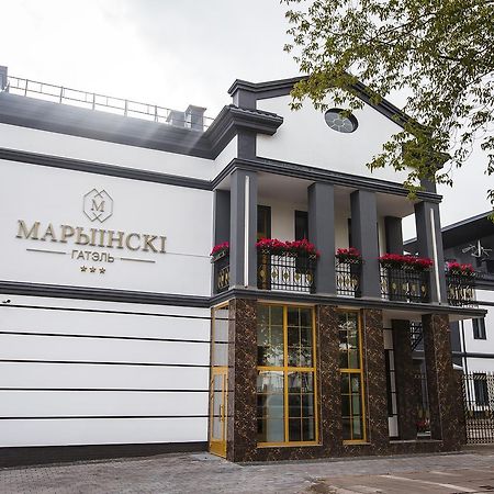 Mariinskiy Hotel Baranavichy Exterior photo